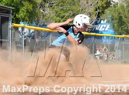 Thumbnail 1 in Brea Olinda @ Villa Park photogallery.