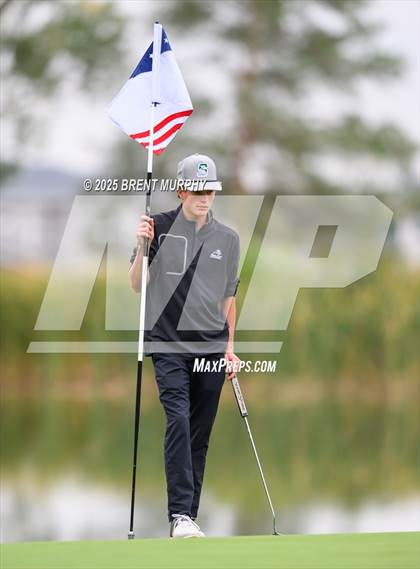 Thumbnail 1 in CHSAA 4A Finals - Day 2 photogallery.