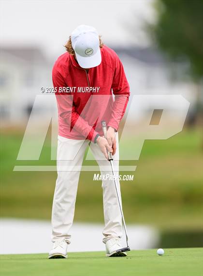 Thumbnail 1 in CHSAA 4A Finals - Day 2 photogallery.