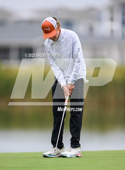 Thumbnail 2 in CHSAA 4A Finals - Day 2 photogallery.