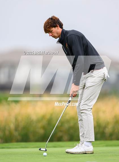 Thumbnail 1 in CHSAA 4A Finals - Day 2 photogallery.