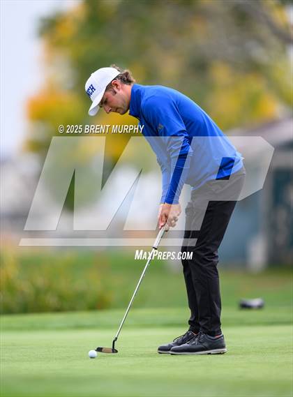 Thumbnail 1 in CHSAA 4A Finals - Day 2 photogallery.