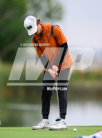 Thumbnail 2 in CHSAA 4A Finals - Day 2 photogallery.