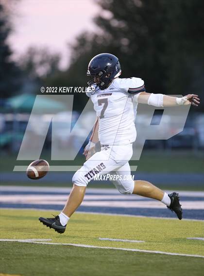 Thumbnail 1 in Sterling Heights Stevenson @ Dakota photogallery.