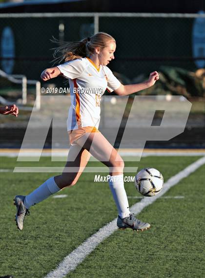 Thumbnail 3 in Sullivan Central @ Seymour  (R1AA Semifinal) photogallery.