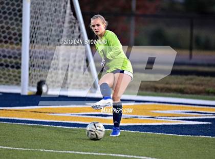 Thumbnail 2 in Sullivan Central @ Seymour  (R1AA Semifinal) photogallery.