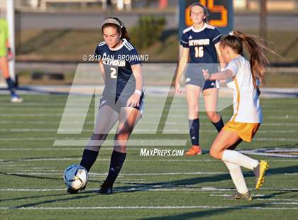 Thumbnail 2 in Sullivan Central @ Seymour  (R1AA Semifinal) photogallery.