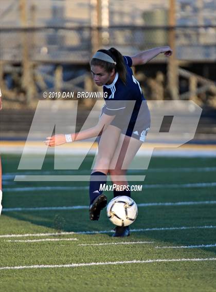 Thumbnail 2 in Sullivan Central @ Seymour  (R1AA Semifinal) photogallery.