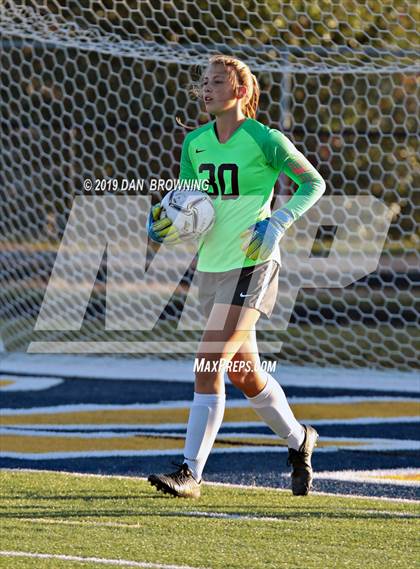 Thumbnail 3 in Sullivan Central @ Seymour  (R1AA Semifinal) photogallery.