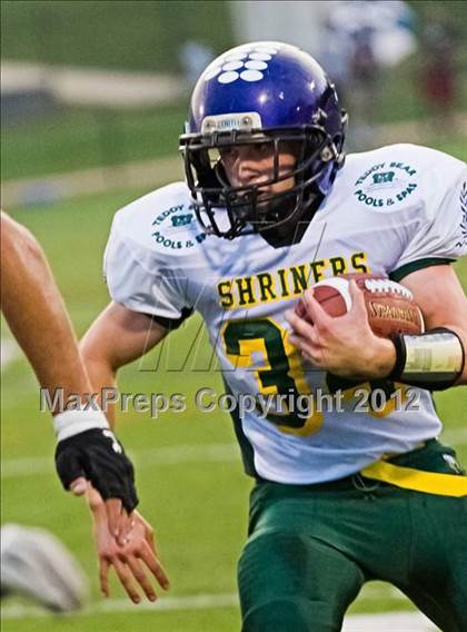 Thumbnail 1 in Shrine Chowder Bowl All-Star Classic (Central vs West) photogallery.