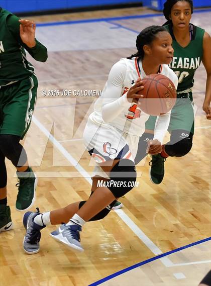 Thumbnail 1 in Reagan [Ronald] vs Brandeis photogallery.