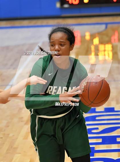 Thumbnail 3 in Reagan [Ronald] vs Brandeis photogallery.