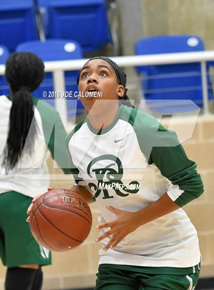 Thumbnail 2 in Reagan [Ronald] vs Brandeis photogallery.