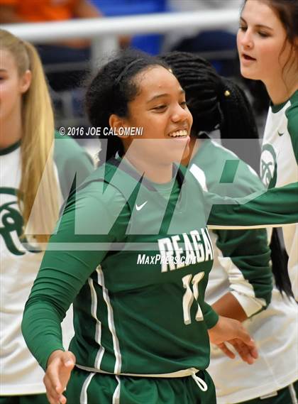 Thumbnail 2 in Reagan [Ronald] vs Brandeis photogallery.