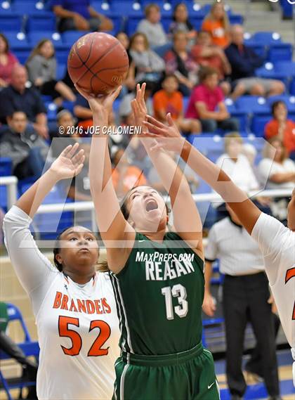 Thumbnail 3 in Reagan [Ronald] vs Brandeis photogallery.
