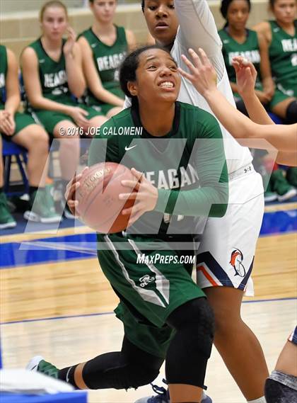 Thumbnail 3 in Reagan [Ronald] vs Brandeis photogallery.