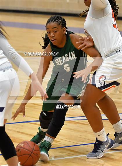 Thumbnail 1 in Reagan [Ronald] vs Brandeis photogallery.