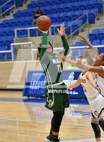 Thumbnail 3 in Reagan [Ronald] vs Brandeis photogallery.