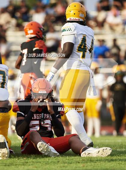 Thumbnail 3 in ED White @ Orange Park (Spring Game) photogallery.
