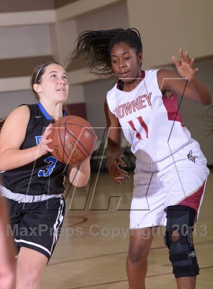 Thumbnail 2 in Downey vs. Dana Hills (MaxPreps Holiday Classic) photogallery.