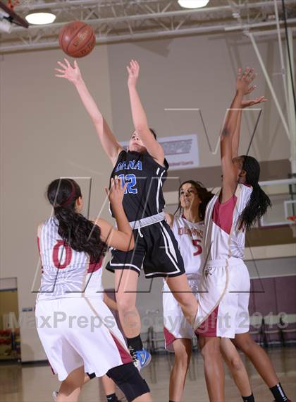 Thumbnail 1 in Downey vs. Dana Hills (MaxPreps Holiday Classic) photogallery.