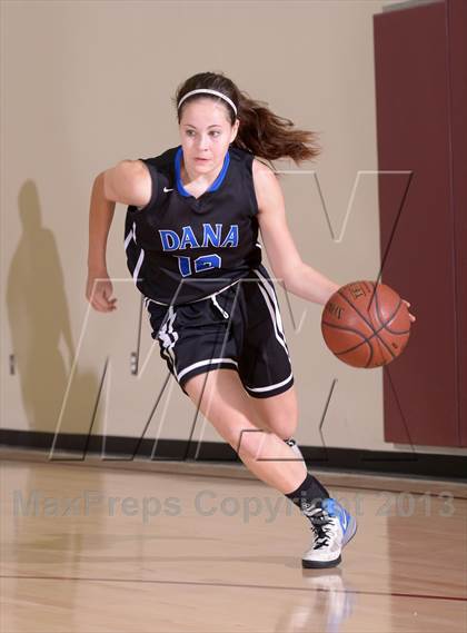Thumbnail 3 in Downey vs. Dana Hills (MaxPreps Holiday Classic) photogallery.