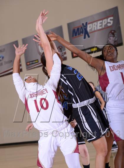 Thumbnail 1 in Downey vs. Dana Hills (MaxPreps Holiday Classic) photogallery.