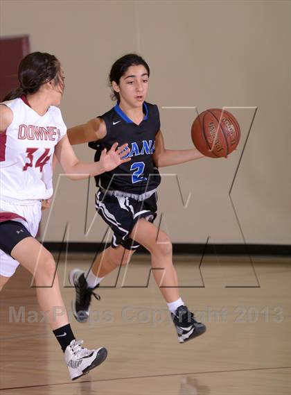 Thumbnail 1 in Downey vs. Dana Hills (MaxPreps Holiday Classic) photogallery.