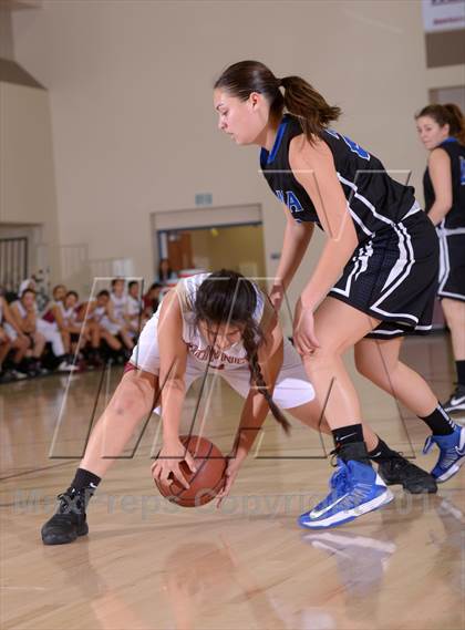 Thumbnail 1 in Downey vs. Dana Hills (MaxPreps Holiday Classic) photogallery.