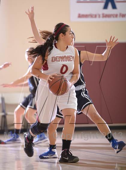 Thumbnail 2 in Downey vs. Dana Hills (MaxPreps Holiday Classic) photogallery.