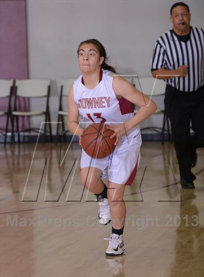 Thumbnail 1 in Downey vs. Dana Hills (MaxPreps Holiday Classic) photogallery.