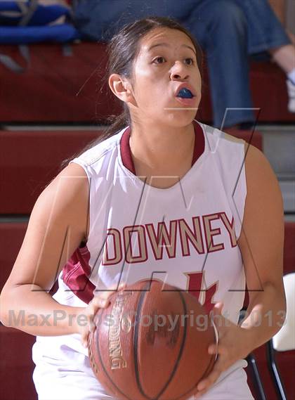 Thumbnail 1 in Downey vs. Dana Hills (MaxPreps Holiday Classic) photogallery.