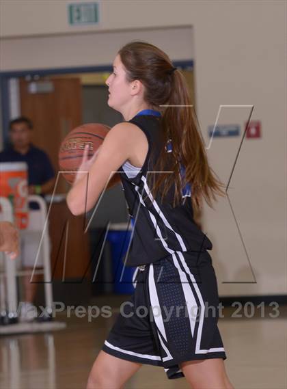 Thumbnail 3 in Downey vs. Dana Hills (MaxPreps Holiday Classic) photogallery.