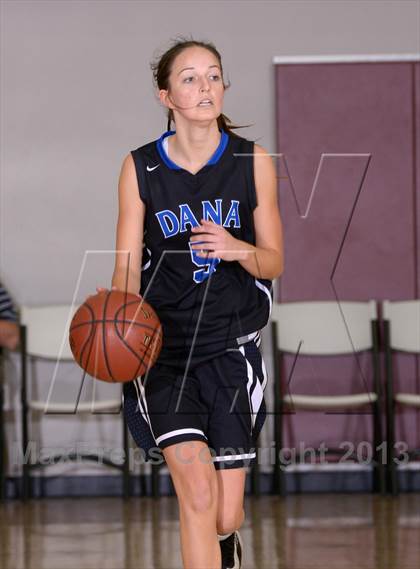Thumbnail 3 in Downey vs. Dana Hills (MaxPreps Holiday Classic) photogallery.