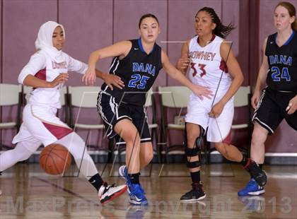 Thumbnail 2 in Downey vs. Dana Hills (MaxPreps Holiday Classic) photogallery.