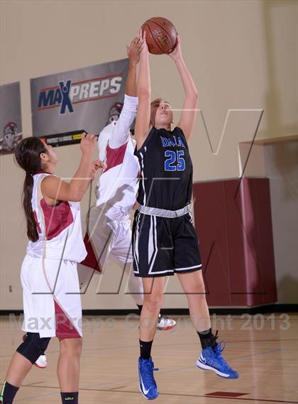 Thumbnail 3 in Downey vs. Dana Hills (MaxPreps Holiday Classic) photogallery.