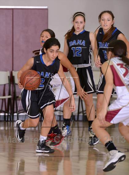 Thumbnail 3 in Downey vs. Dana Hills (MaxPreps Holiday Classic) photogallery.