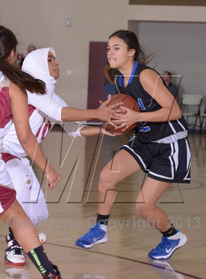 Thumbnail 1 in Downey vs. Dana Hills (MaxPreps Holiday Classic) photogallery.