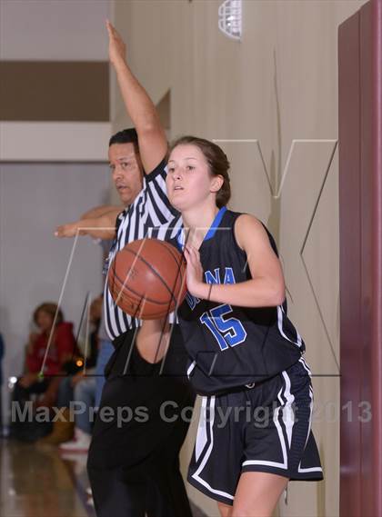 Thumbnail 2 in Downey vs. Dana Hills (MaxPreps Holiday Classic) photogallery.