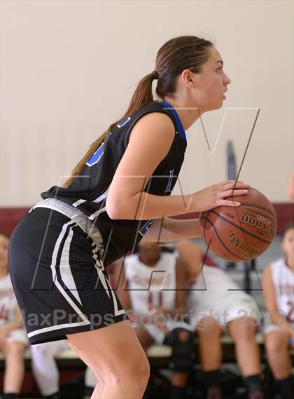 Thumbnail 1 in Downey vs. Dana Hills (MaxPreps Holiday Classic) photogallery.
