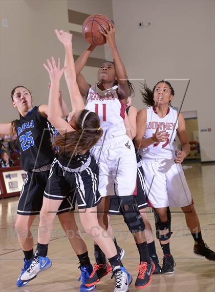 Thumbnail 2 in Downey vs. Dana Hills (MaxPreps Holiday Classic) photogallery.
