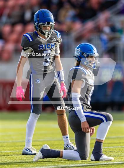 Thumbnail 2 in Water Canyon vs Rich (UHSAA 8-player Semifinal) photogallery.
