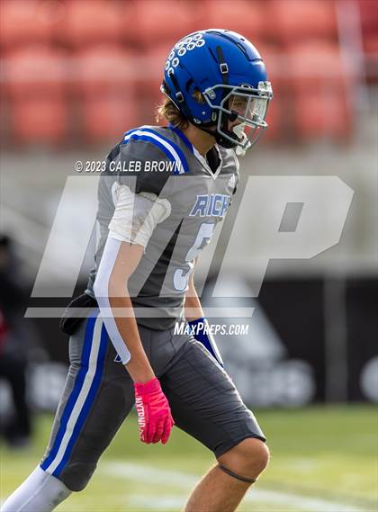 Thumbnail 2 in Water Canyon vs Rich (UHSAA 8-player Semifinal) photogallery.