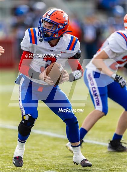 Thumbnail 3 in Water Canyon vs Rich (UHSAA 8-player Semifinal) photogallery.