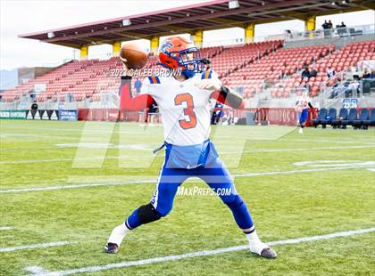 Thumbnail 3 in Water Canyon vs Rich (UHSAA 8-player Semifinal) photogallery.