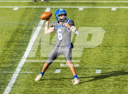 Thumbnail 3 in Water Canyon vs Rich (UHSAA 8-player Semifinal) photogallery.