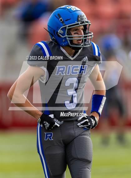 Thumbnail 2 in Water Canyon vs Rich (UHSAA 8-player Semifinal) photogallery.