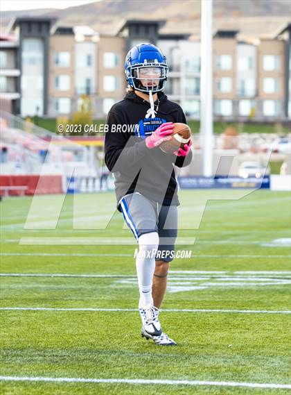 Thumbnail 3 in Water Canyon vs Rich (UHSAA 8-player Semifinal) photogallery.