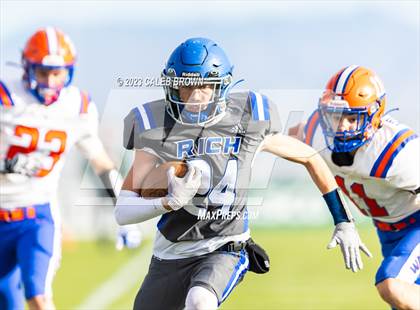 Thumbnail 3 in Water Canyon vs Rich (UHSAA 8-player Semifinal) photogallery.