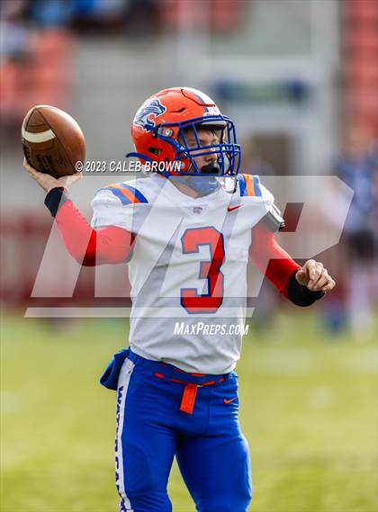 Thumbnail 2 in Water Canyon vs Rich (UHSAA 8-player Semifinal) photogallery.